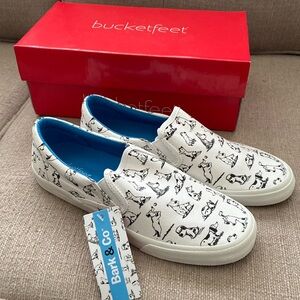 Bucketfeet Shoodles 8.5